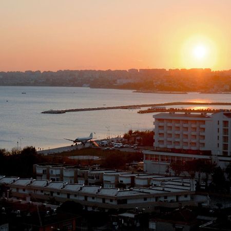 Eser Premium Hotel & Spa Бююкчекмедже Экстерьер фото Sunset over the Gulf of Chania