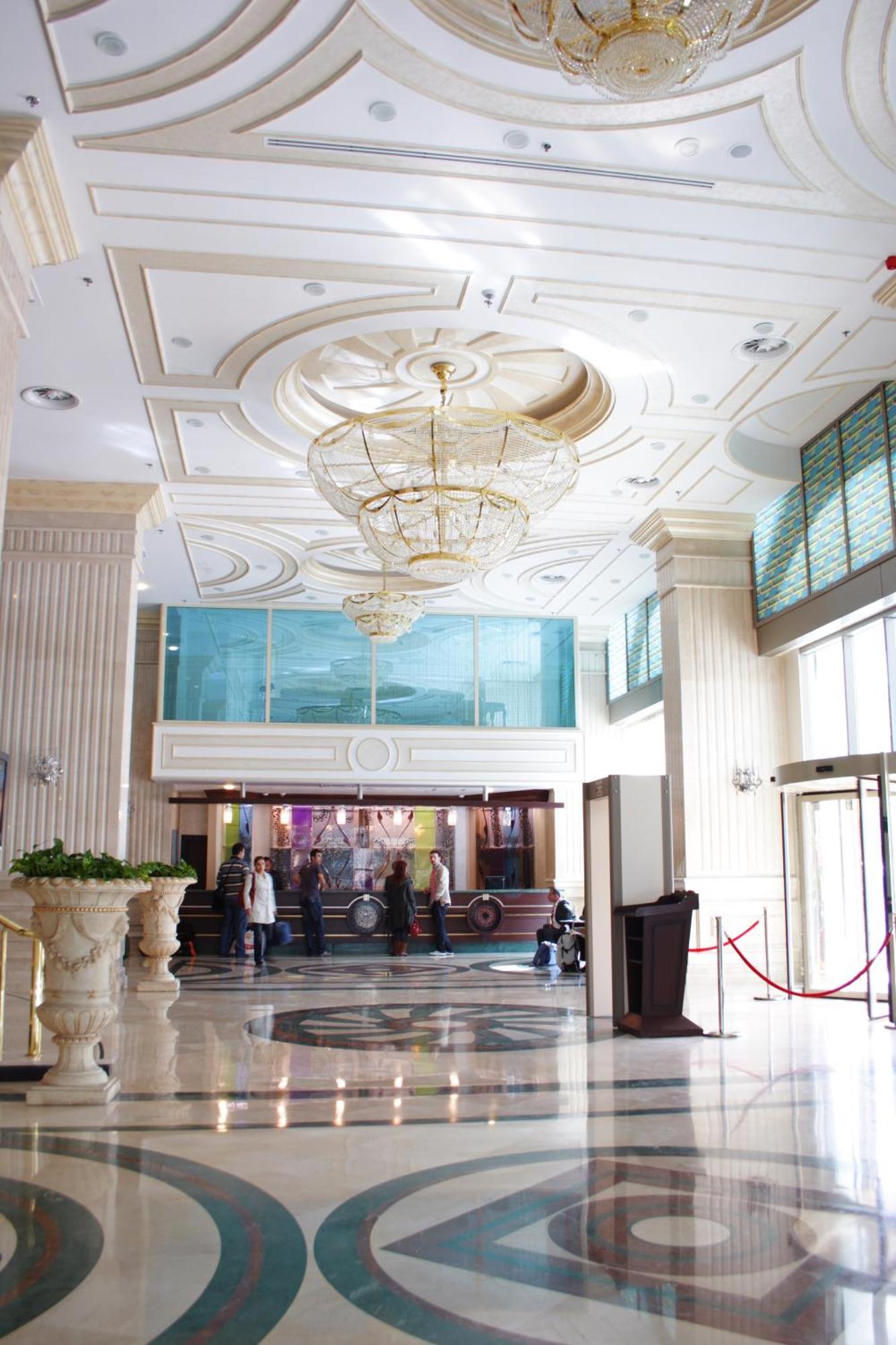 Eser Premium Hotel & Spa Бююкчекмедже Экстерьер фото Lobby
