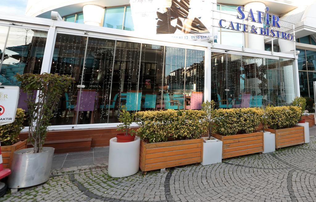 Eser Premium Hotel & Spa Бююкчекмедже Экстерьер фото Café & Bistro